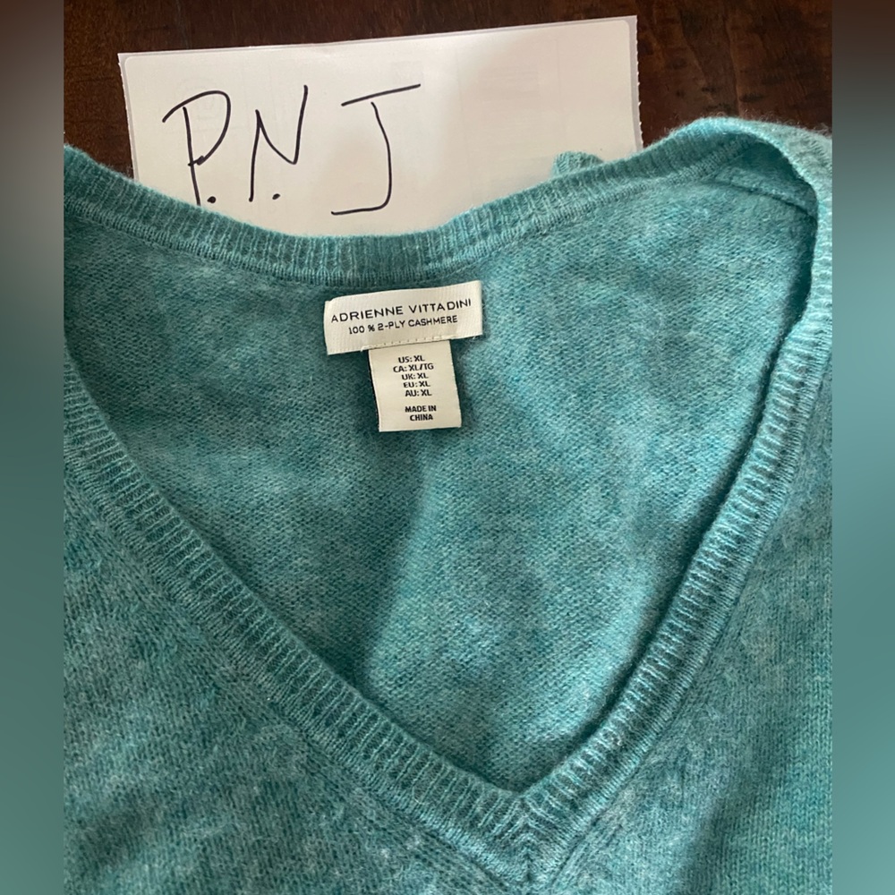 ADRIENNE VITTADINI  100% 2-Ply Cashmere V-Neck sweater Aqua Blue Women’s Size XL - Picture 10 of 10